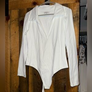 Babaton White Deep V Collared Long Sleeve Bodysuit